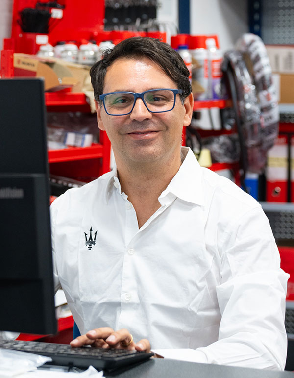 Car Dealer Team Member